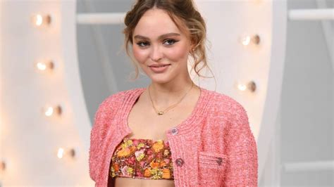 Lily Rose Depp Wows In Tiny Blue String Bikini During Tropical Getaway Hello