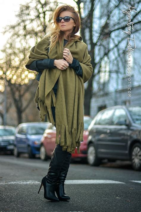 Hypnotizing Fashion Blog Modowy Stylizacje Street Style Khaki Army Green Peleryna Na