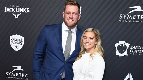 Texans De Jj Watt Gets Married To Soccer Star Kealia Ohai In Bahamas