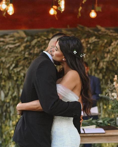 Ivana Yturbe Publica Románticas Fotos De Su Boda Con Beto Da Silva Web Ojo Farándula Ojo Show