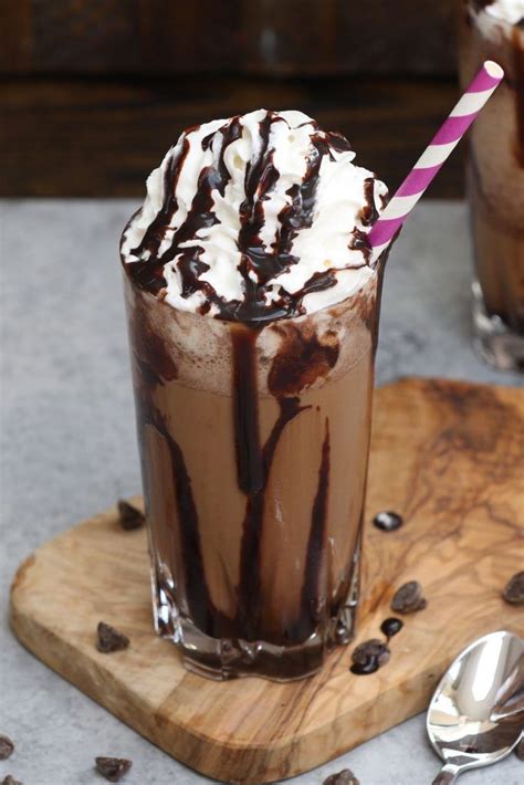 The creamy taste makes it. This copycat recipe for Starbucks' Java Chip Frappuccino ...