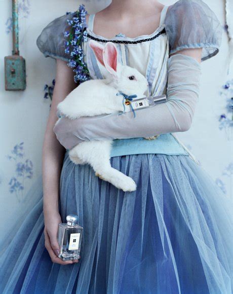 Wild bluebell de jo malone london é um perfume floral verde feminino. Jo Malone London Wild Bluebell Cologne Perfume Review - EauMG