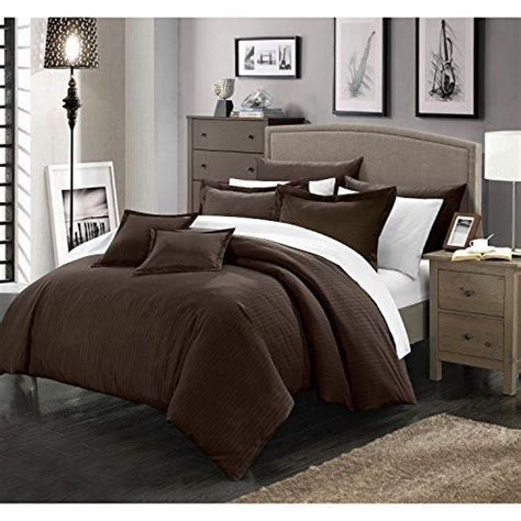 Quilted designs, intricate patterns and striking motifs bring our luxury bedspreads to the height of elegance. Brown Jacquard Striped Pattern Comforter Full Queen Set ...