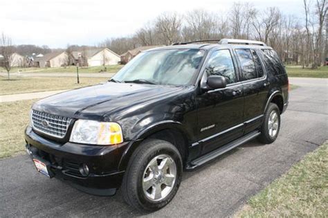 Buy Used 2005 Ford Explorer Limited Sport Utility 4 Door 46l In
