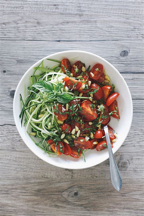 I thought it was too much black pepper when i dumped it in, but it was just right. Feed Your Beauty: Zucchini Noodles With Balsamic Tomatoes ...