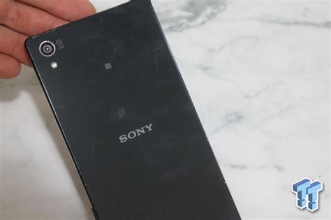 It doubles as the power button and aside from being kind of cool, works remarkably well. Sony Xperia Z5 Premium 4K Smartphone Review | TweakTown