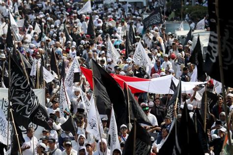 Indonesian Muslims Hold Tawheed Flags Shout Editorial Stock Photo