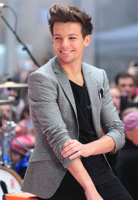 Saber que você sente o mesmo que eu é o triplo, um sonho utópico. Louis Tomlinson Picture 28 - One Direction Performing Live on The Today Show