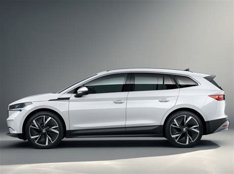 Il sistema di infotainment di nuova generazione con scheda esim integrata offre funzioni pratiche come. SKODA Enyaq iV specs & photos - 2020, 2021 - autoevolution