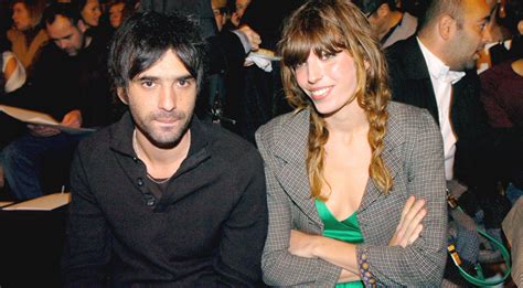 Le couple s'est marié et a eu un fils, jules, né en 1998, avant que l'actrice ne tombe amoureuse du chanteur de noir désir bertrand cantat. Samuel Benchetrit, amoureux des femmes - Marie Claire