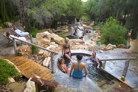 Peninsula Hot Springs Tour From Melbourne Top Oz Tours