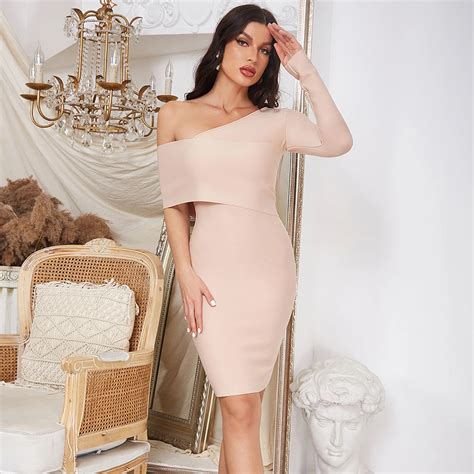 Women Bodycon Bandages Dress 2022 New One Shoulder Sexy Clothes Club