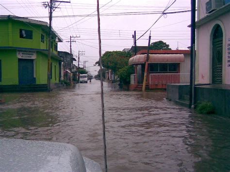 Minatitlan mexico hotels & motels. PROYECTO INFORMATIVO: Evacuan Minatitlán, Veracruz; se ...