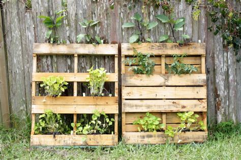 Astuces Pour Fabriquer Et Installer Une Jardinière En Palette