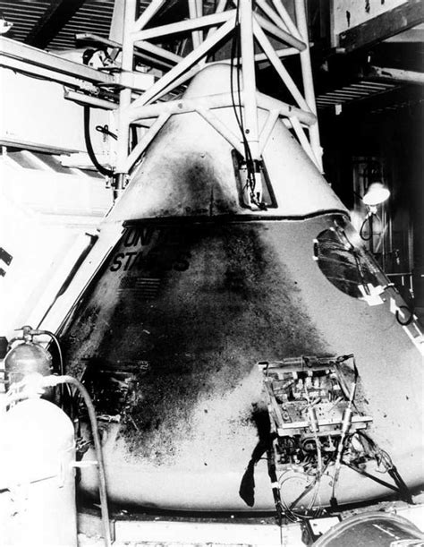 Die Erste Nasa Tragödie Vor 50 Jahren Brach Feuer In Apollo 1 Aus