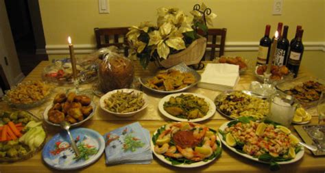 I still have a few more to come, but for now, i want to report what was for supper yesterday. 5 Reasons Why Italian Christmas Eve Is Better Than Actual Christmas Day | Italian christmas ...