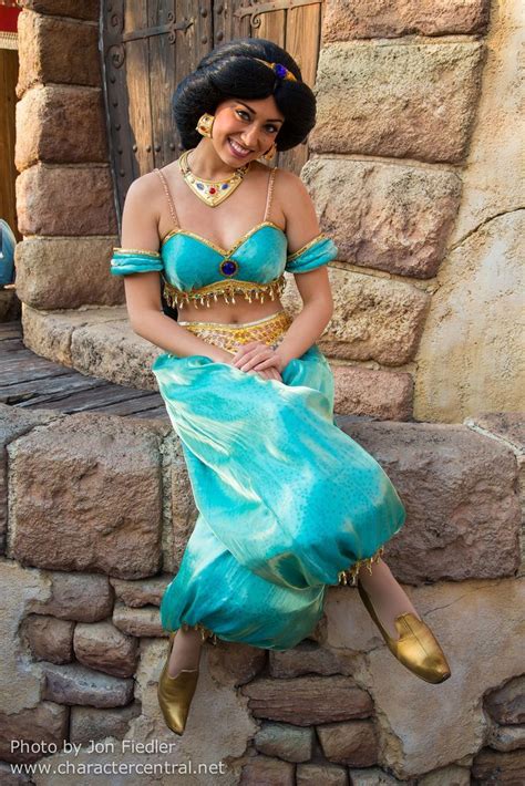 Jasmine Disney Dresses Disney World Princess Disney Face Characters