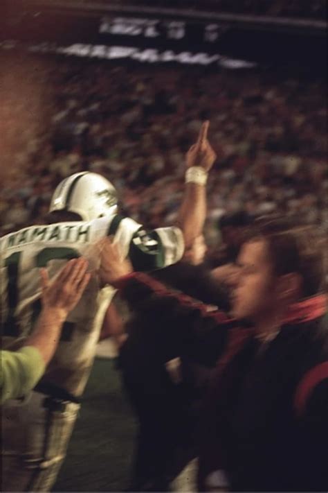 The Story Behind 11 Iconic Super Bowl Photos