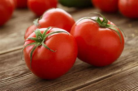 Tomate Propiedades Y Beneficios Cultivo Y Más