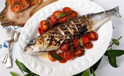 Los alimentos que contienen glutamina monosódica son: 7 Fuentes Esenciales de Alimentos de Glutamina - Salud teu