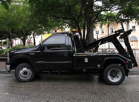 Refilling freon is necessary if the clutch is engaged at more than 21°c. How do you put a car on a tow dolly?