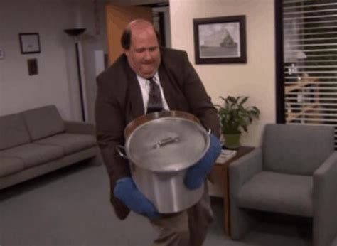 That's what she said! remember when kevin spilled the chili? The Office: Best Cold Opens from Jim's Pranks to Kevin's ...