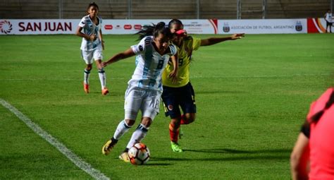 Делай ставки в букмекерской компании 1xbet на футбол. Sudamericano femenino Sub-17: Argentina 0-4 Colombia
