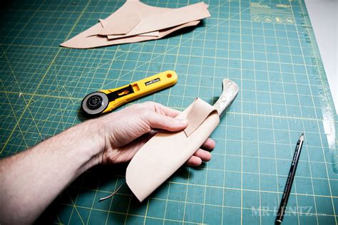 Maybe you would like to learn more about one of these? Leather Knife Sheath Tutorial - Mr. Lentz Leather Goods