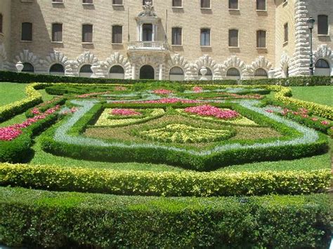 Die gärten sind benedikt durch regelmäßige spaziergänge vertraut. Vatican Gardens (Vatican City): 2018 All You Need to Know ...