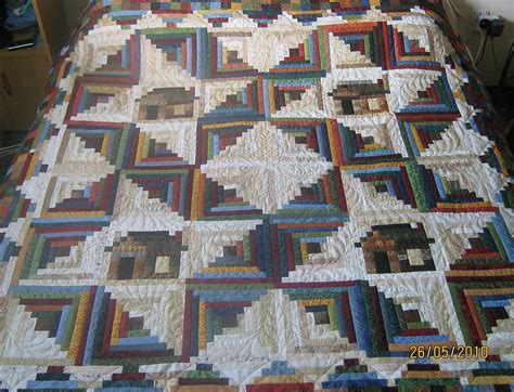 Different variations for a log cabin quilt. quiltmekiwi: Log Cabin