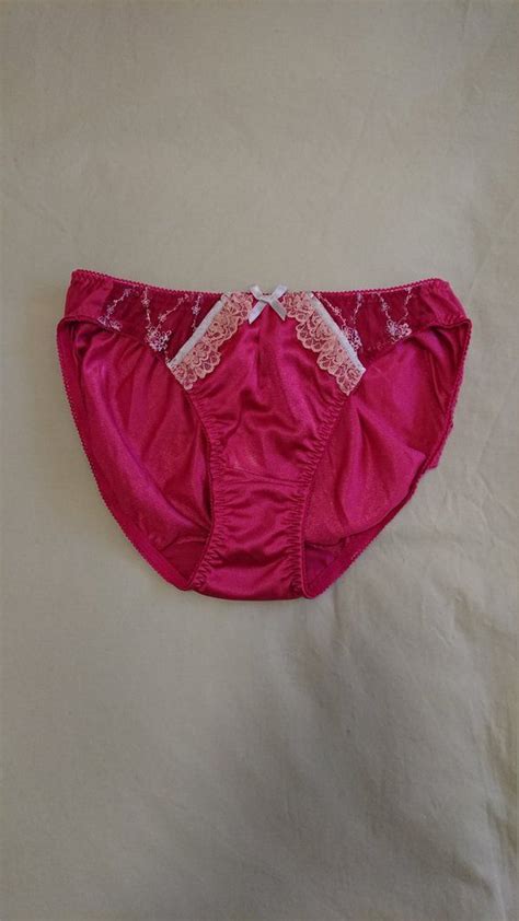 A New Old Stock Wt Vintage Pair Of Nylon Bikini Panties By Triumph Lingerie In Size 12 Aus Uk