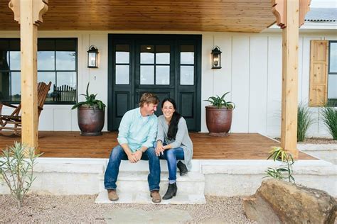 Chip And Jo Gaines Slapped With Fixer Upper Fine And Respond Quickly