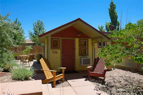 Located in moab south valley, this historic cabin is 2 mi (3.3 km) from old spanish trail arena and within 6 mi (10 km) of cabin #6 roomy one bedroom cabin in the trees, near moab utah. Kenzie's Cottage - Tiny houses for Rent in Moab in 2020 ...