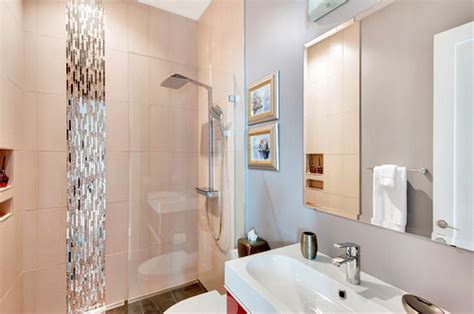 If you have limited floor space, but have big walls, this can be a great choice. accent-tile-vertical-insertion