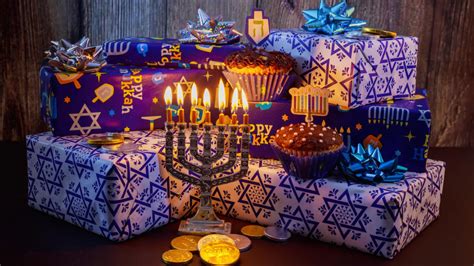 Is It Traditional To Put Up Hanukkah Decorations My Jewish Learning