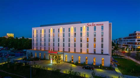 Star g hotel munchen schwabing, dat allergievrije kamers en een zonnedek aanbiedt, verstrekt accommodatie in schwabing wijk, 2.5 km van bmw museum. Star Inn Hotel Premium München Domagkstrasse by Quality ...