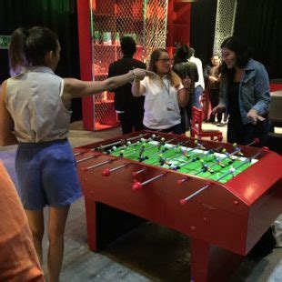 Juegos interactivos para preescolar www miifotos com. Coca-Cola convierte el Foro Masaryk en un salón de juegos ...