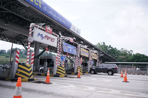 Kabar baik untuk kamu yang berencana pergi ke luar kota bulan agustus ini! Kadar Tol Lebuh Raya Popular di Malaysia