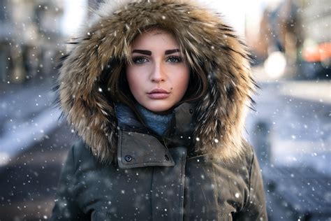 wallpaper face women model portrait depth of field snow winter hoods fashion weather