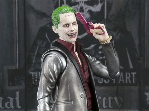 Suicide Squad Shfiguarts Joker