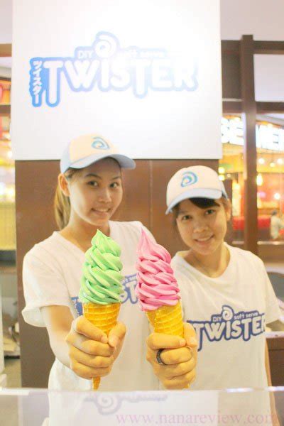 Twister Premium Gelato Siam Square One Nanareview