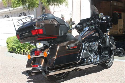 Classic batwing fairing, all new boom!™ gts infotainment system, and plenty more. 2013 Harley Davidson Ultra Classic Limited Anniversary ...