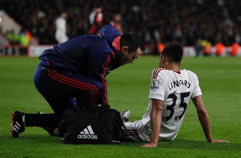 Born 15 december 1992, jesse's full name is jesse ellis lingard. Manchester United vs Swansea: Louis van Gaal positive over ...