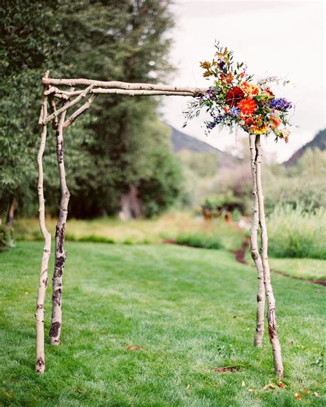 77 Wedding Arches That Will Instantly Upgrade Your Ceremony Diy