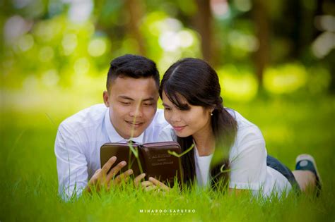 Wa besok mau foto prewed bareng bebeb di sumur. Spot Foto Prewed Terbaik di Pulau Nias - Mihardo Saputro