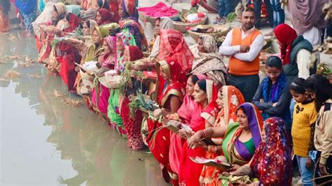 Chhath Puja 2022 केजरीवाल सरकार ने 1100 घाटों पर छठ पूजा करने की दी
