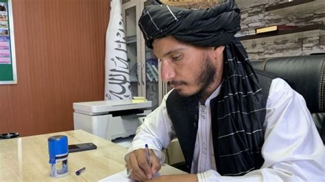 افغانستان میں طالبان کی حکومت کا ایک سال میں اپنے سکول کی سب سے لائق طالبہ تھی Bbc News اردو