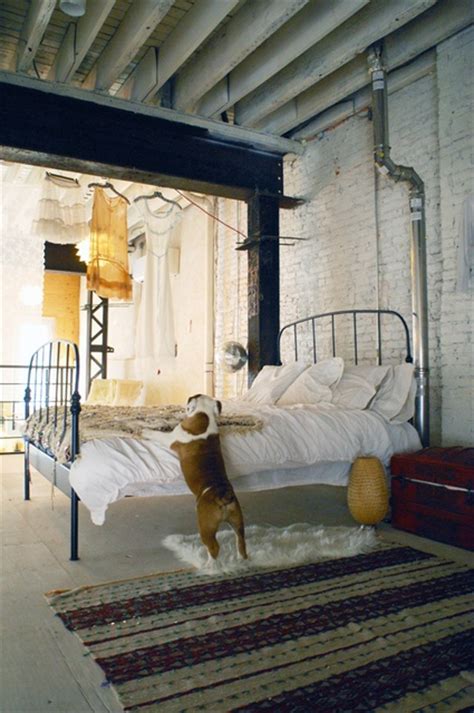 Get inspired with industrial, bedroom ideas and photos for your home refresh or remodel. 27 MODERN INDUSTRIAL BEDROOM DESIGN INSPIRATIONS ...