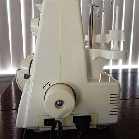 The cooking range is the heart of the kitchen, it's where you prepare dinner every evening, cook the thanksgiving turkey, and bake holiday cookies. Euro Pro 534 DSi Serger, Kitchen & Appliances on Carousell ...
