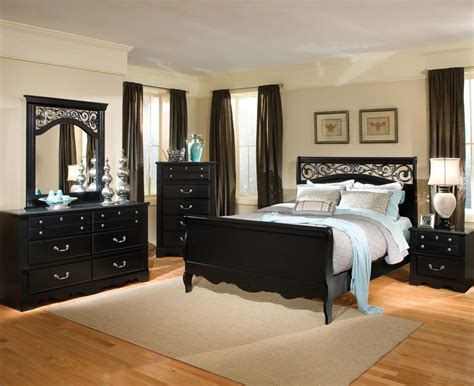 Black Bedroom Furniture As An Elegant Design Idea Interior Design